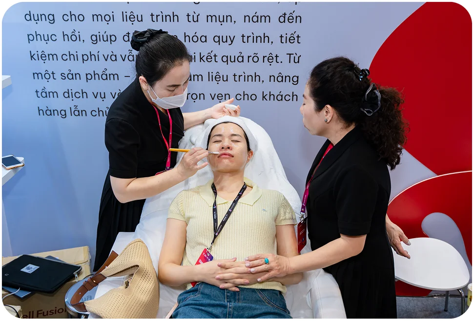 Khu vực gian hàng Beauty Summit